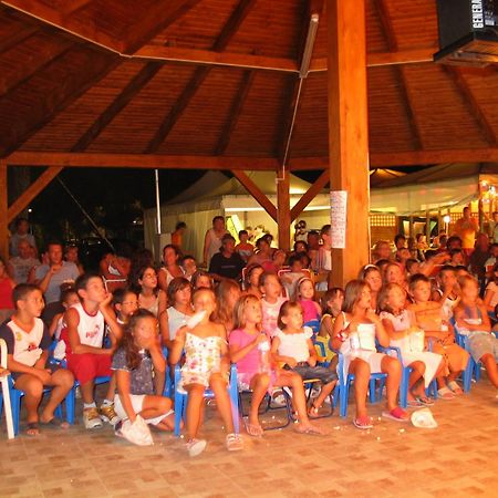 Camping La Pineta Порто Реканати Екстериор снимка
