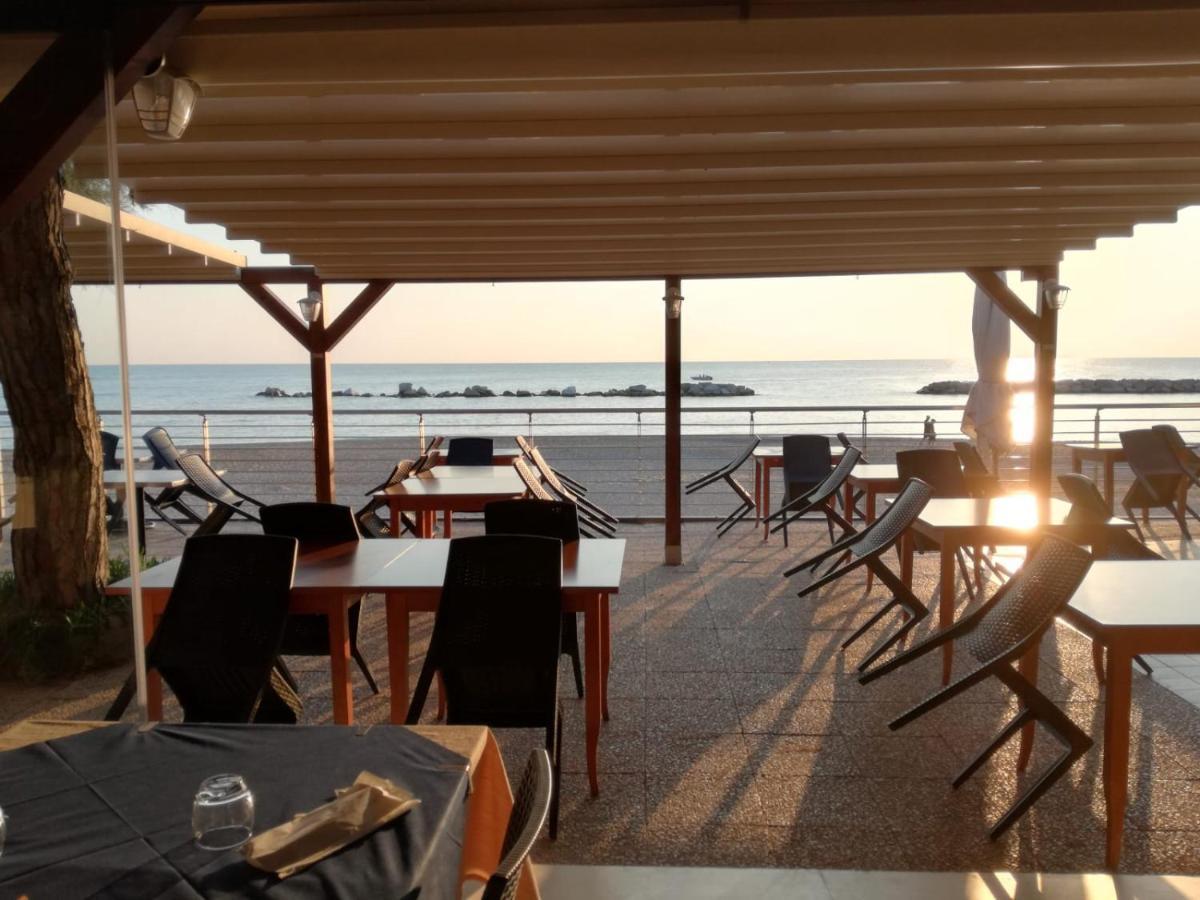 Camping La Pineta Порто Реканати Екстериор снимка