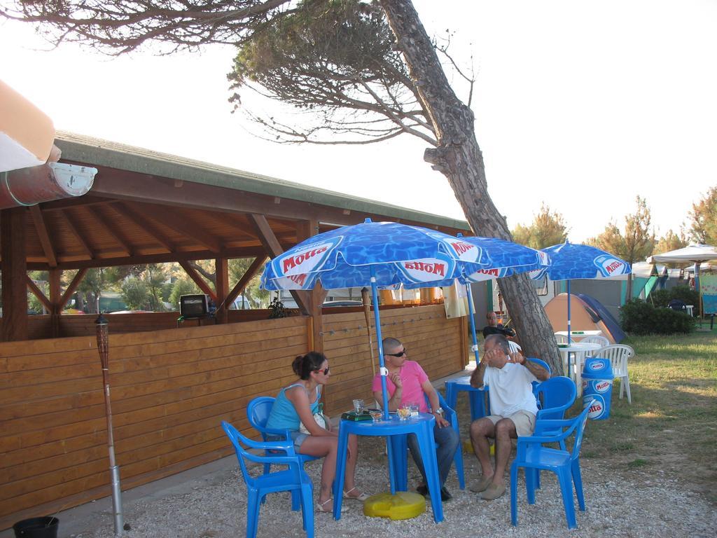 Camping La Pineta Порто Реканати Екстериор снимка